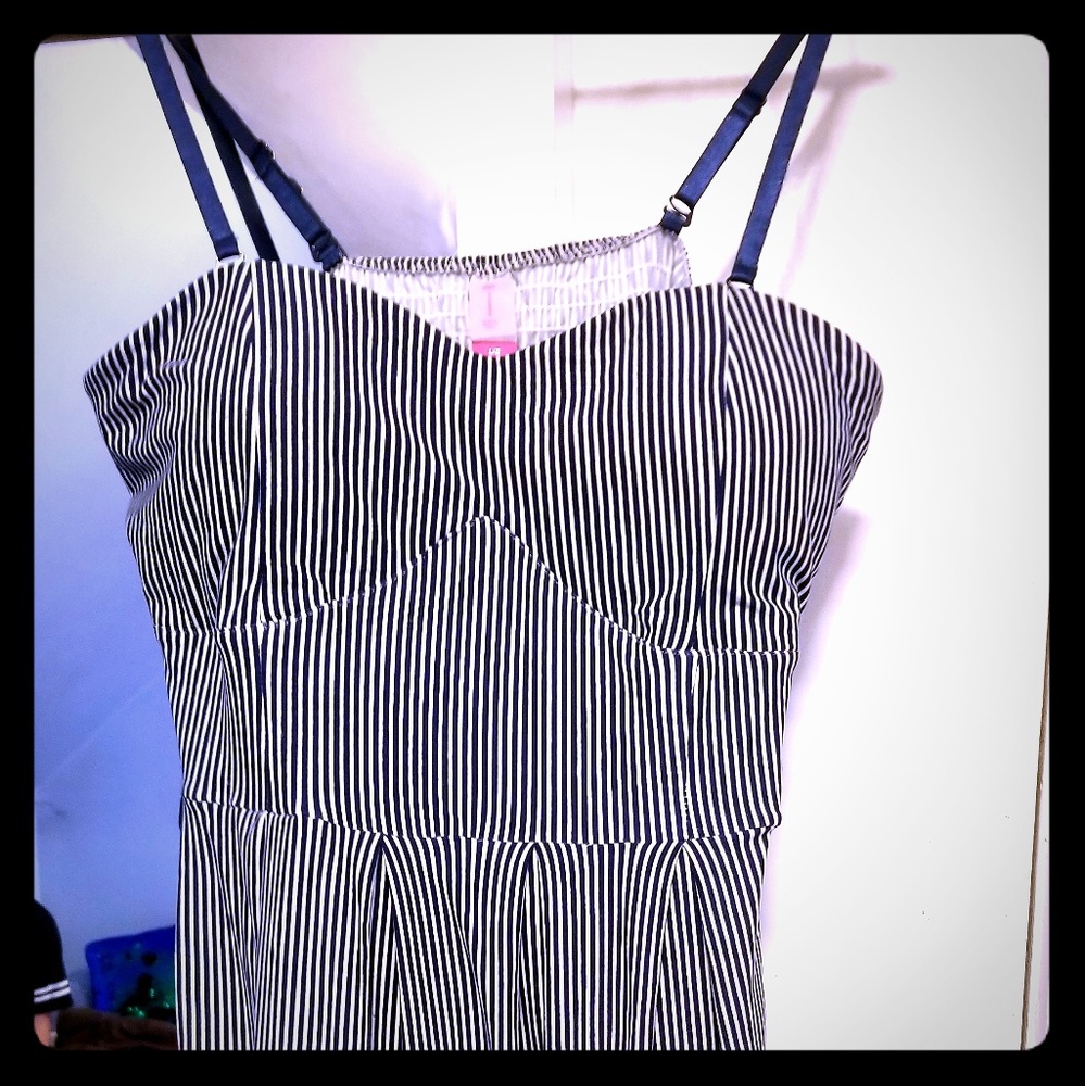 No Boundaries midi dress